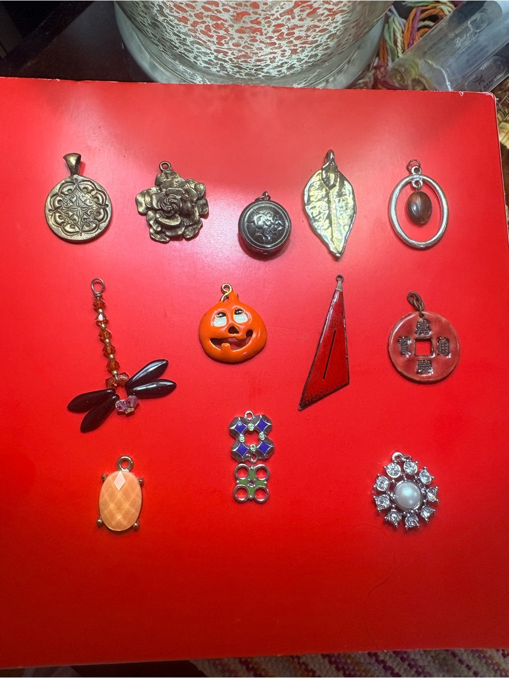 Re-Seller’s Bundle 12 Pendants GUC